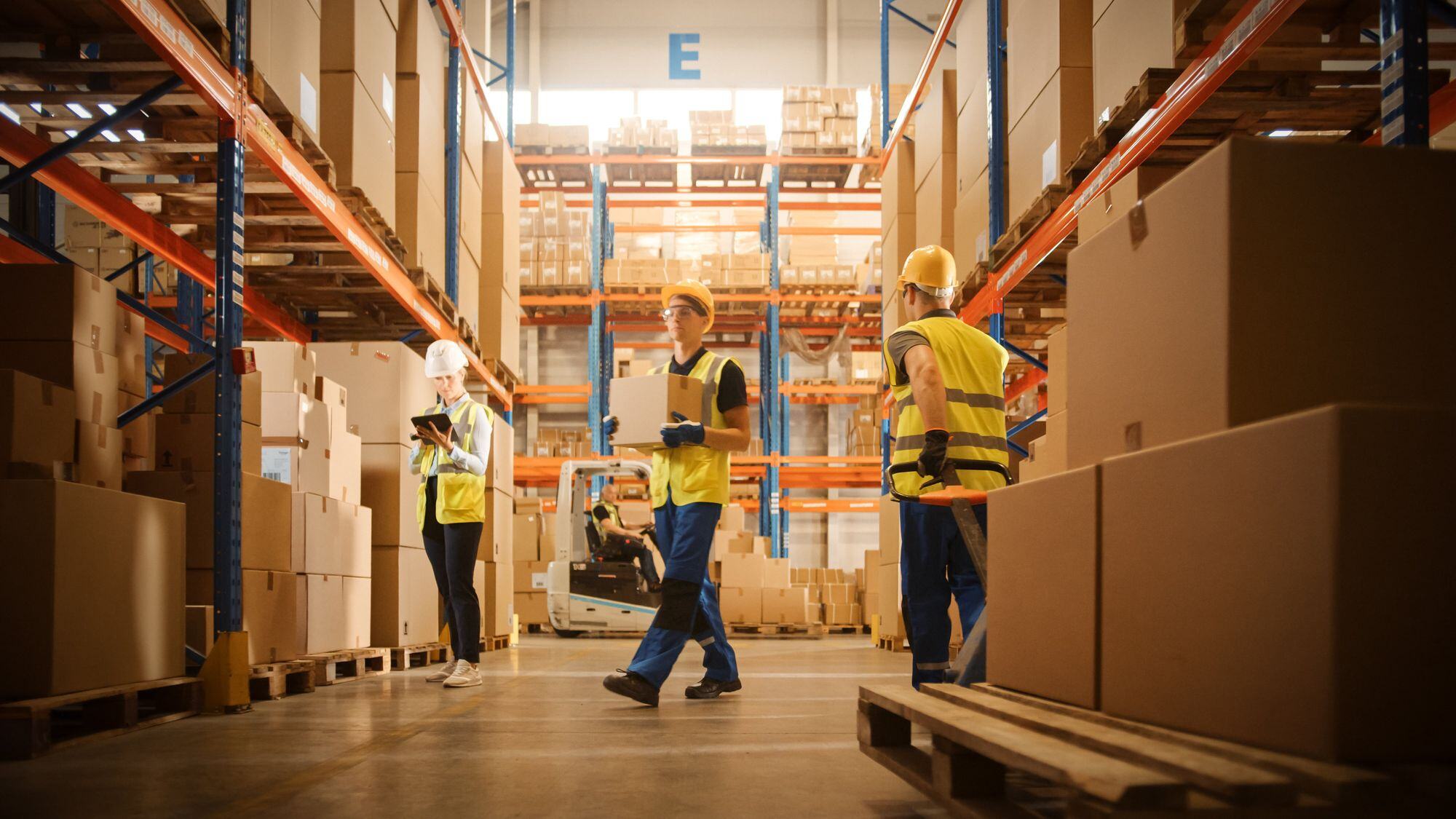 What’s Attractive to Prospective Warehouse Workers?